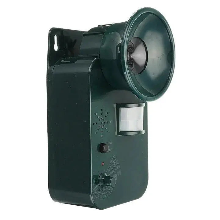 Ultrasonic Animal Repeller with Motion Sensor and Adjustable Frequency, Battery Operated Zanny Home