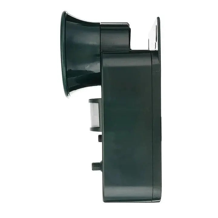 Ultrasonic Animal Repeller with Motion Sensor and Adjustable Frequency, Battery Operated Zanny Home